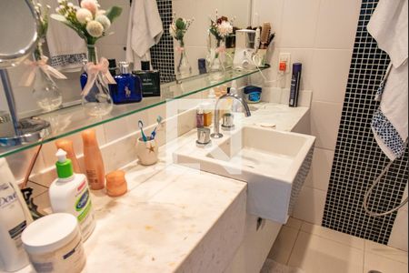 Apartamento à venda com 178m², 4 quartos e 3 vagasBanheiro da suíte 3