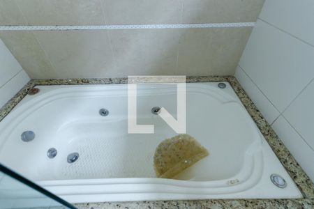 Casa à venda com 180m², 4 quartos e 3 vagasBanheiro