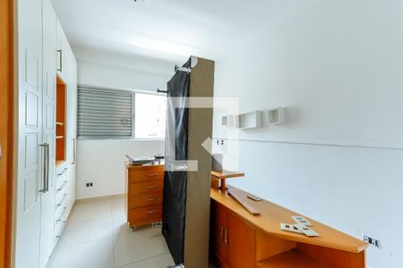Casa à venda com 180m², 4 quartos e 3 vagasQuarto 2