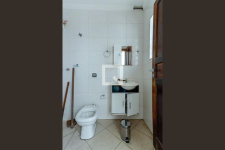 Casa à venda com 180m², 4 quartos e 3 vagasBanheiro de serviço