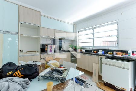 Casa à venda com 180m², 4 quartos e 3 vagasCozinha