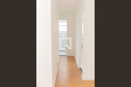 Corredor de apartamento para alugar com 2 quartos, 44m² em Sampaio, Rio de Janeiro