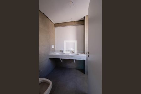 Apartamento à venda com 141m², 4 quartos e sem vaga Apartamento à venda com 141m², 4 quartos e sem vagaBanheiro suíte 2