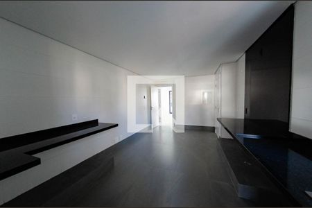 Apartamento à venda com 141m², 4 quartos e sem vaga Apartamento à venda com 141m², 4 quartos e sem vagaCozinha