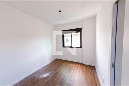 Apartamento à venda com 141m², 4 quartos e sem vaga Apartamento à venda com 141m², 4 quartos e sem vagaSemi-suíte 2