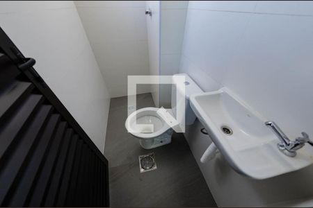 Apartamento à venda com 141m², 4 quartos e sem vaga Apartamento à venda com 141m², 4 quartos e sem vagaBanheiro de serviço