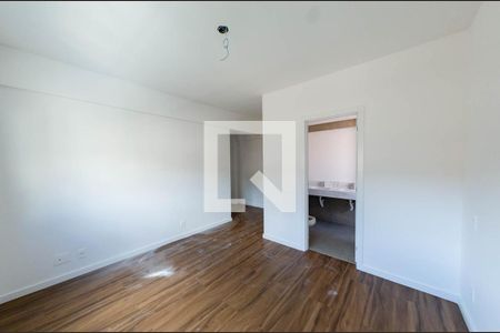 Apartamento à venda com 141m², 4 quartos e sem vaga Apartamento à venda com 141m², 4 quartos e sem vagaSuíte 2