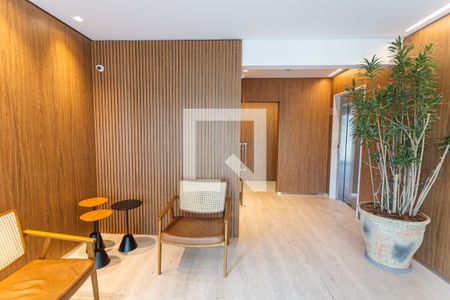 Apartamento à venda com 141m², 3 quartos e 4 vagas Apartamento à venda com 141m², 3 quartos e 4 vagasHall de Entrada