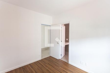 Apartamento à venda com 141m², 3 quartos e 4 vagas Apartamento à venda com 141m², 3 quartos e 4 vagasSuíte 2