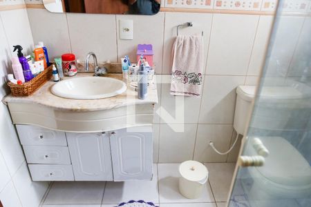 Casa à venda com 180m², 4 quartos e 4 vagas Casa à venda com 180m², 4 quartos e 4 vagasBanheiro do Quarto 1