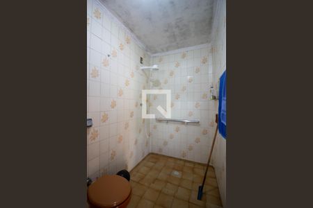 Casa à venda com 172m², 3 quartos e 2 vagas Casa à venda com 172m², 3 quartos e 2 vagasBanheiro da Suíte