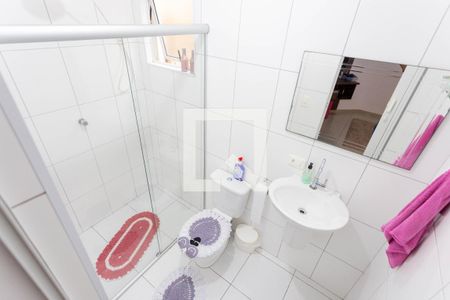 Casa à venda com 65m², 2 quartos e sem vaga Casa à venda com 65m², 2 quartos e sem vagaBanheiro