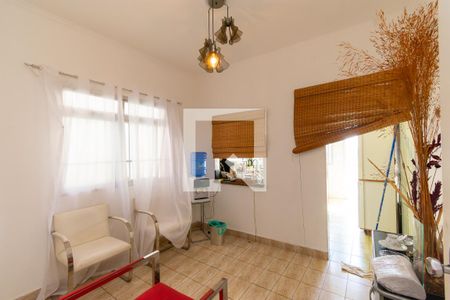 Sala de casa à venda com 6 quartos, 200m² em Chácara Belenzinho, São Paulo