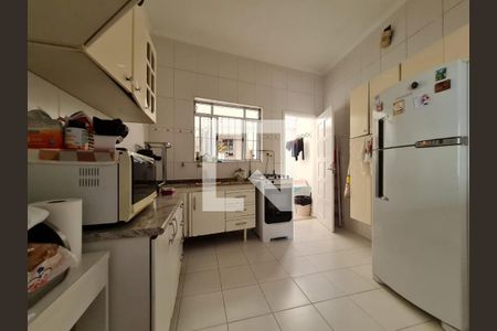 Casa à venda com 200m², 2 quartos e 1 vaga