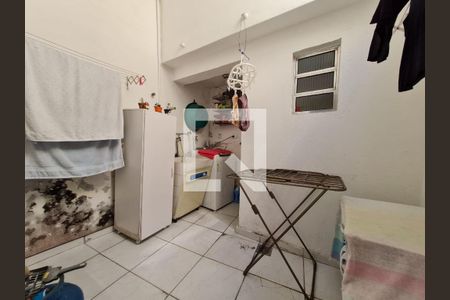 Casa à venda com 200m², 2 quartos e 1 vaga