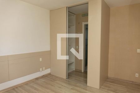 Apartamento à venda com 108m², 3 quartos e 2 vagasSuíte