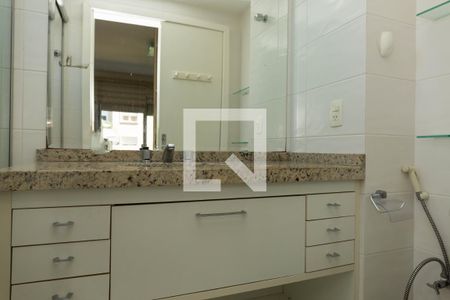 Apartamento à venda com 108m², 3 quartos e 2 vagasBanheiro da Suíte
