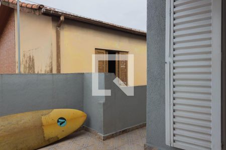 Casa à venda com 168m², 2 quartos e 2 vagas Casa à venda com 168m², 2 quartos e 2 vagasÁrea de Serviço