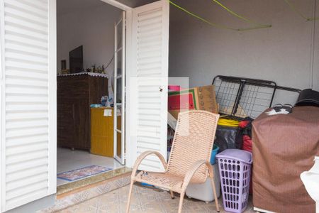 Casa à venda com 168m², 2 quartos e 2 vagas Casa à venda com 168m², 2 quartos e 2 vagasÁrea de Serviço