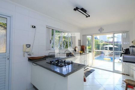 Casa à venda com 320m², 4 quartos e 3 vagas