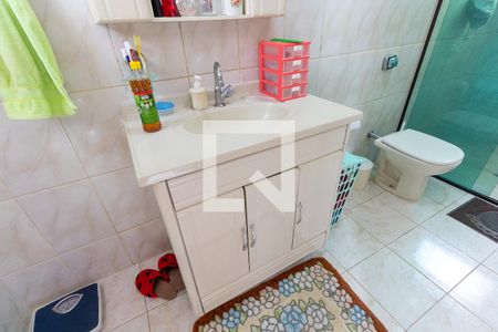 Casa à venda com 240m², 3 quartos e 2 vagasBanheiro da Suíte 3