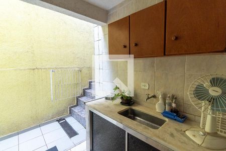 Casa à venda com 240m², 3 quartos e 2 vagasQuintal