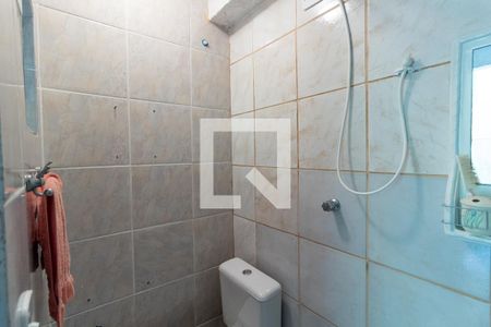 Casa à venda com 240m², 3 quartos e 2 vagasBanheiro