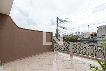 Casa à venda com 240m², 3 quartos e 2 vagasVaranda