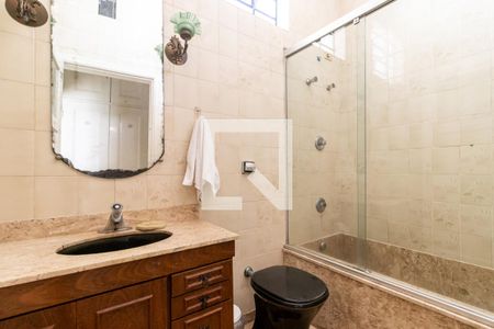 Casa à venda com 293m², 3 quartos e 3 vagas