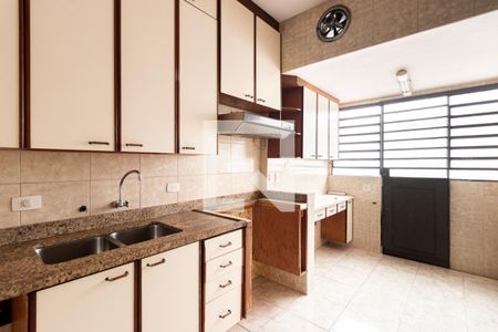 Casa à venda com 293m², 3 quartos e 3 vagas