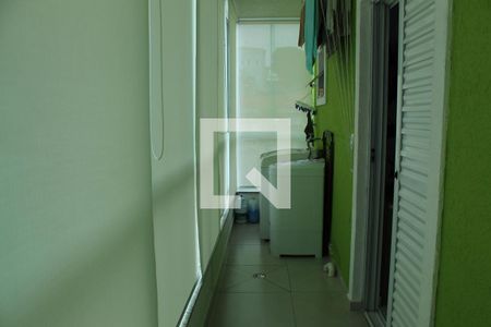 Apartamento à venda com 117m², 2 quartos e 3 vagasVaranda