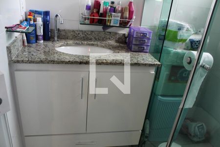 Apartamento à venda com 117m², 2 quartos e 3 vagasBanheiro da Suíte 2