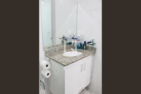 Apartamento à venda com 117m², 2 quartos e 3 vagasBanheiro da Suíte 1