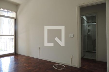 Sala  de apartamento à venda com 3 quartos, 64m² em Anil, Rio de Janeiro