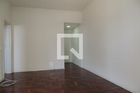 Sala  de apartamento à venda com 3 quartos, 64m² em Anil, Rio de Janeiro