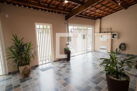 Casa à venda com 155m², 3 quartos e 3 vagasGaragem
