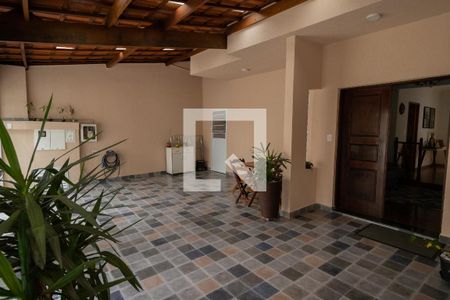 Casa à venda com 155m², 3 quartos e 3 vagasGaragem