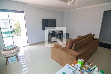 Casa à venda com 683m², 4 quartos e 3 vagasEscritório