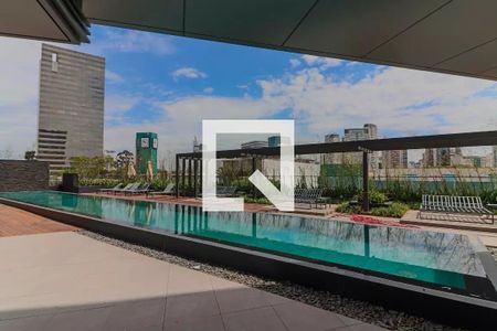 Studio à venda com 37m², 1 quarto e 1 vaga Studio à venda com 37m², 1 quarto e 1 vagaÁrea comum - Piscina