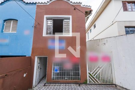 Casa à venda com 120m², 4 quartos e 2 vagasFachada
