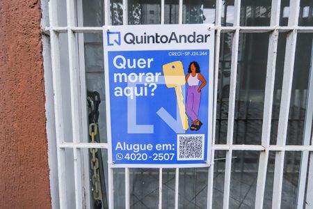 Casa à venda com 120m², 4 quartos e 2 vagasPlaquinha