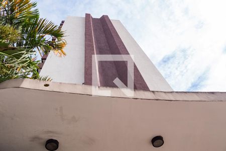 Apartamento à venda com 144m², 3 quartos e 2 vagas Apartamento à venda com 144m², 3 quartos e 2 vagasFachada