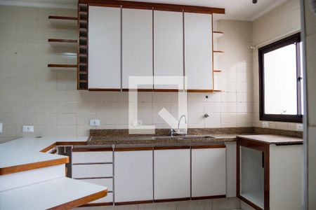 Apartamento à venda com 144m², 3 quartos e 2 vagasCozinha
