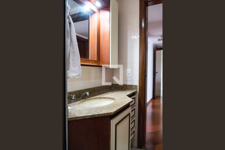 Apartamento à venda com 144m², 3 quartos e 2 vagasBanheiro Social