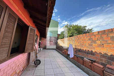 Casa à venda com 100m², 3 quartos e 1 vagaCorredor