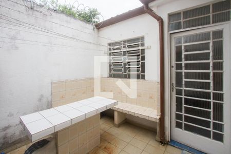 Casa à venda com 240m², 3 quartos e 4 vagasQuintal