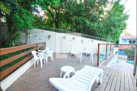 Casa de condomínio à venda com 117m², 2 quartos e 2 vagasÁrea comum - Piscina