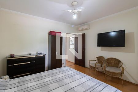 Suíte 1 de casa para alugar com 4 quartos, 190m² em Jardim Santa Mena, Guarulhos