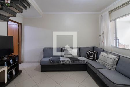 Sala de casa para alugar com 4 quartos, 190m² em Jardim Santa Mena, Guarulhos