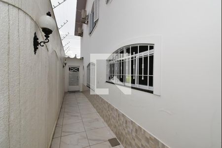 Casa à venda com 200m², 2 quartos e 3 vagasÁrea externa